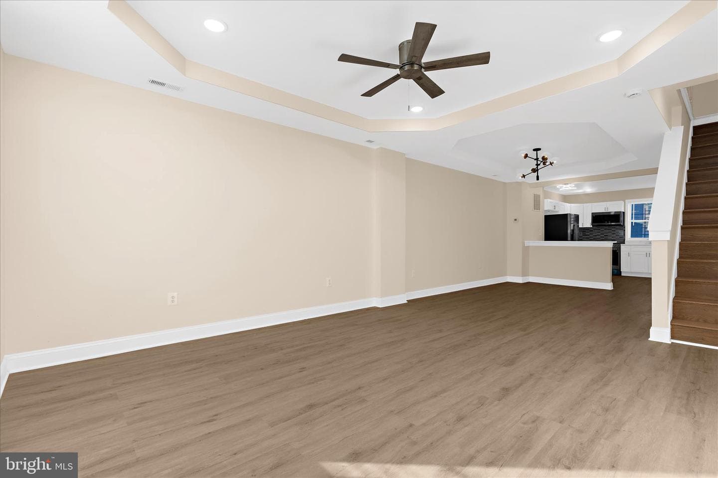 1402 N Montford Avenue photo 13