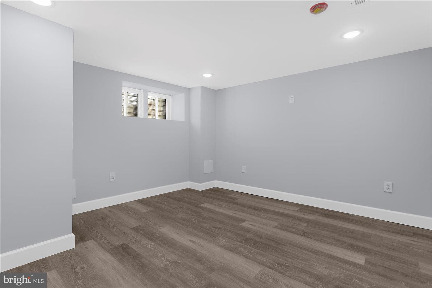 1402 N Montford Avenue photo 30