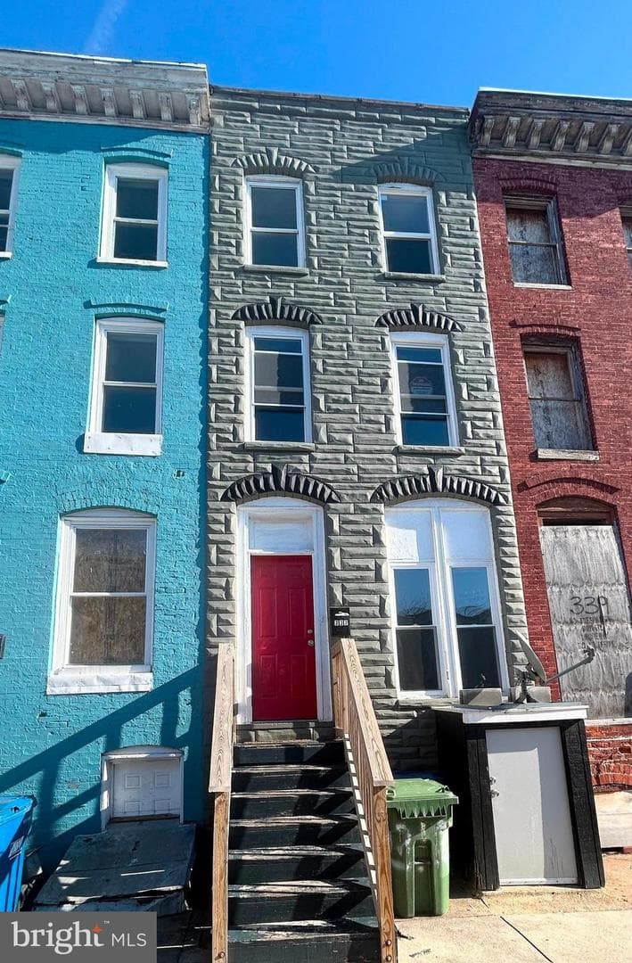 337 S Mount Street photo 16