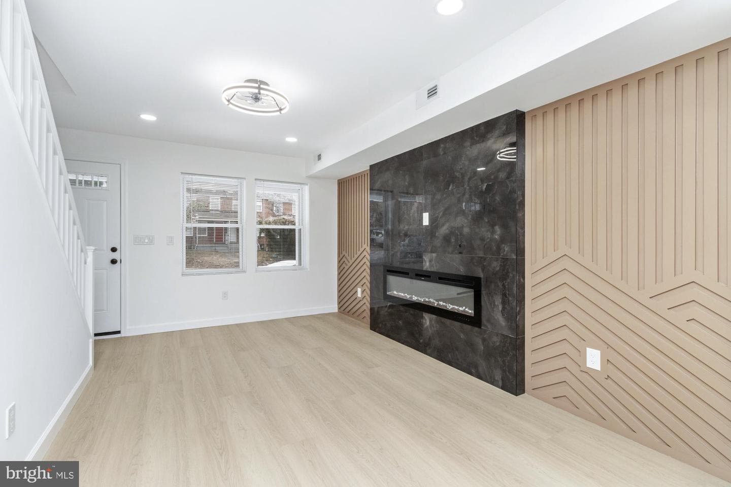2649 W Lafayette Avenue photo 10