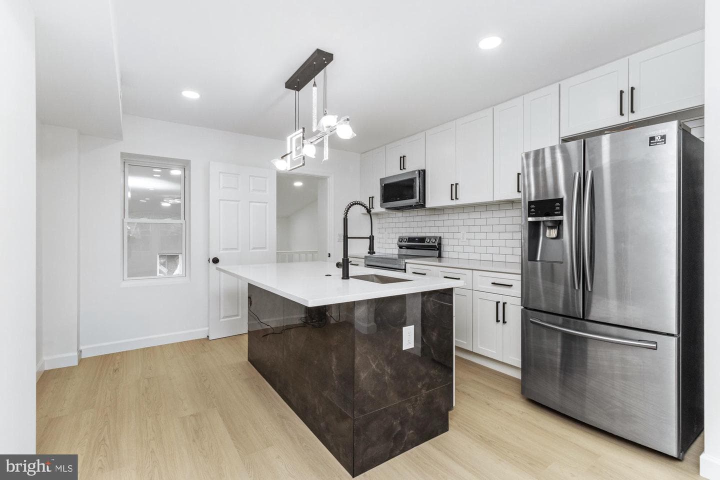 2649 W Lafayette Avenue photo 11