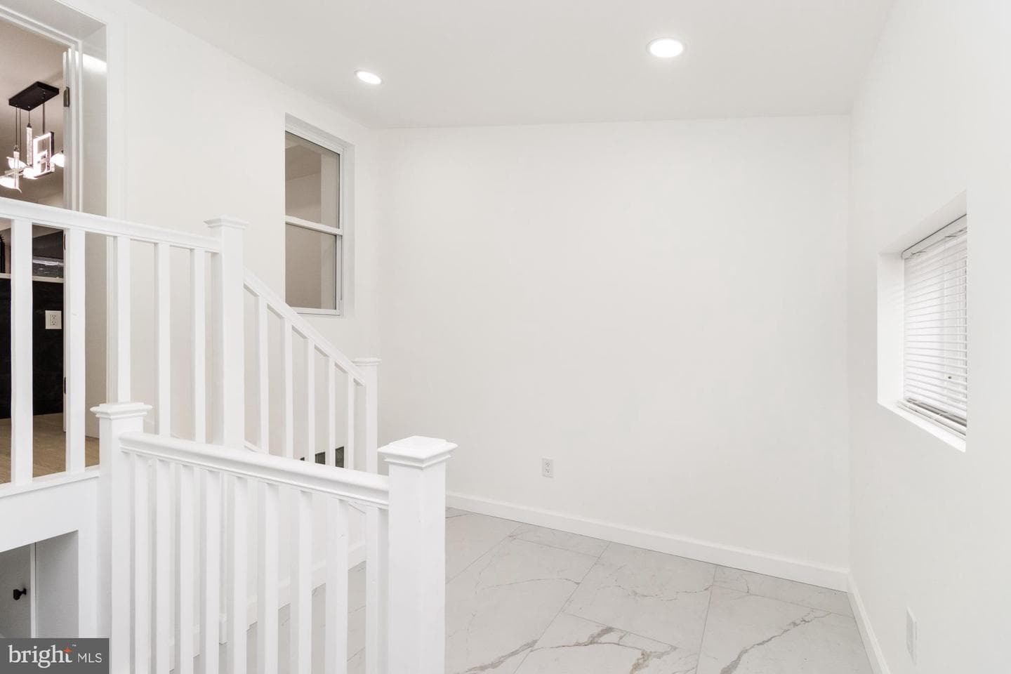 2649 W Lafayette Avenue photo 35
