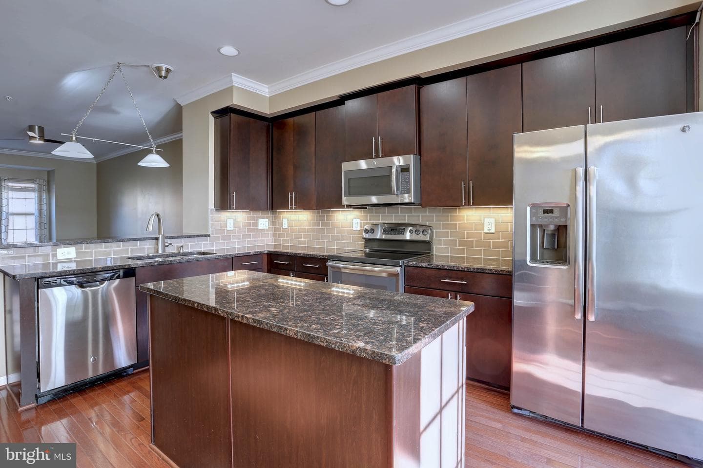 4641 Hudson Street photo 12