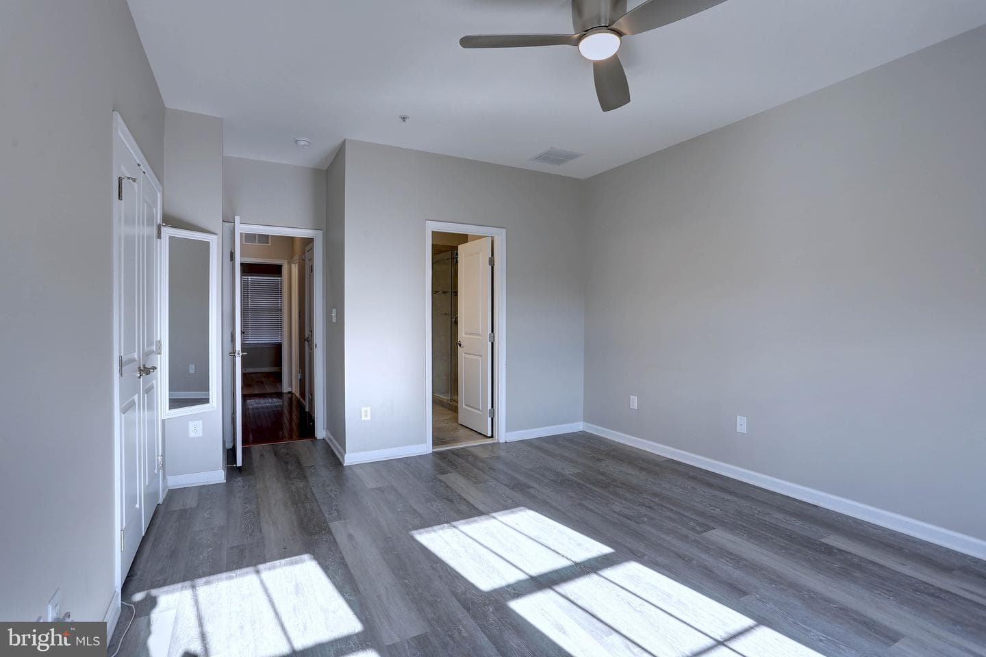 4641 Hudson Street photo 15