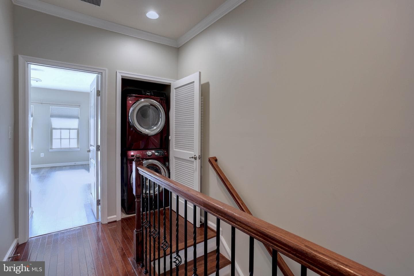 4641 Hudson Street photo 21