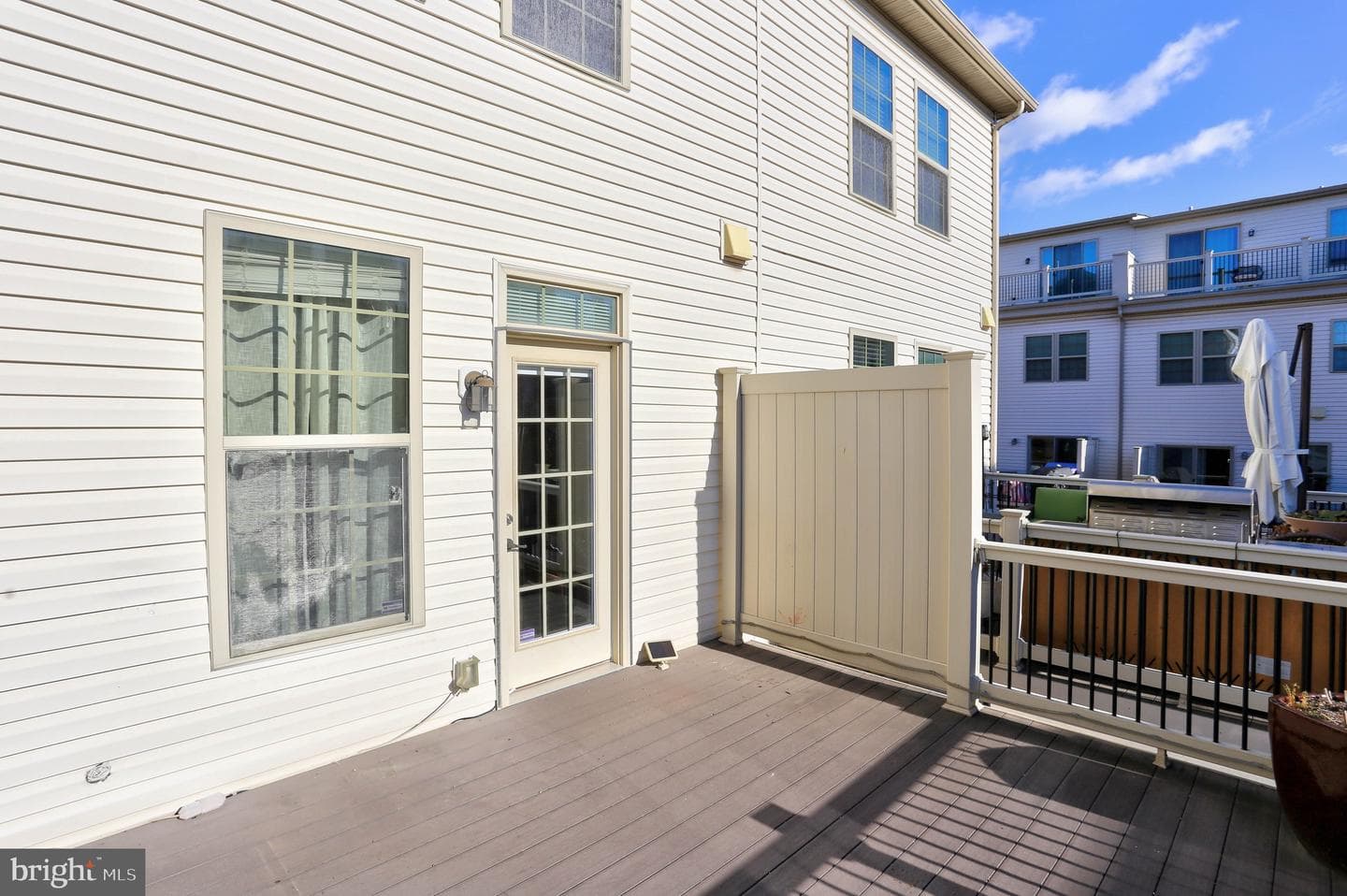 4641 Hudson Street photo 22
