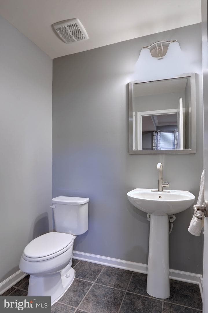 4641 Hudson Street photo 5