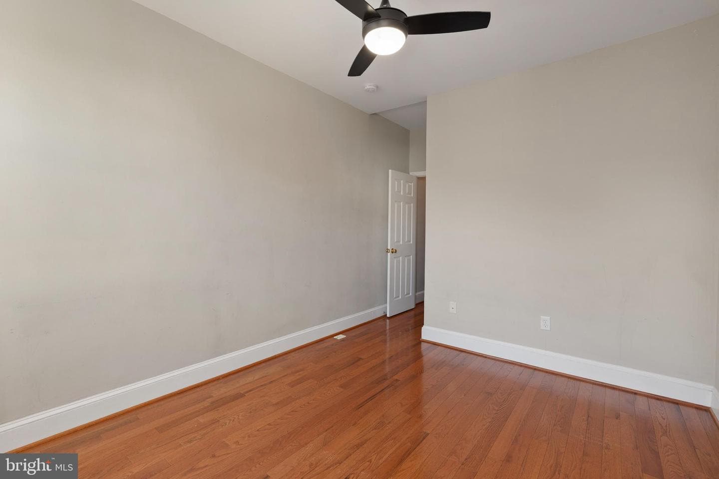 347 Yale Avenue photo 26