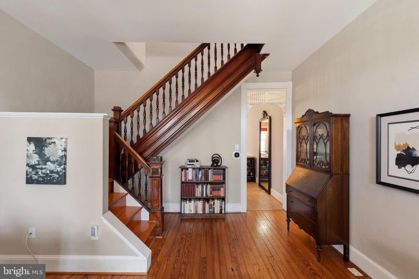 347 Yale Avenue photo 4