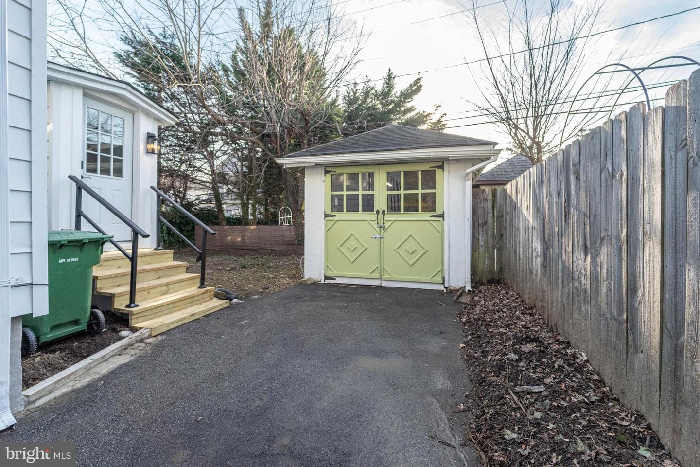 516 N Rock Glen Road photo 3