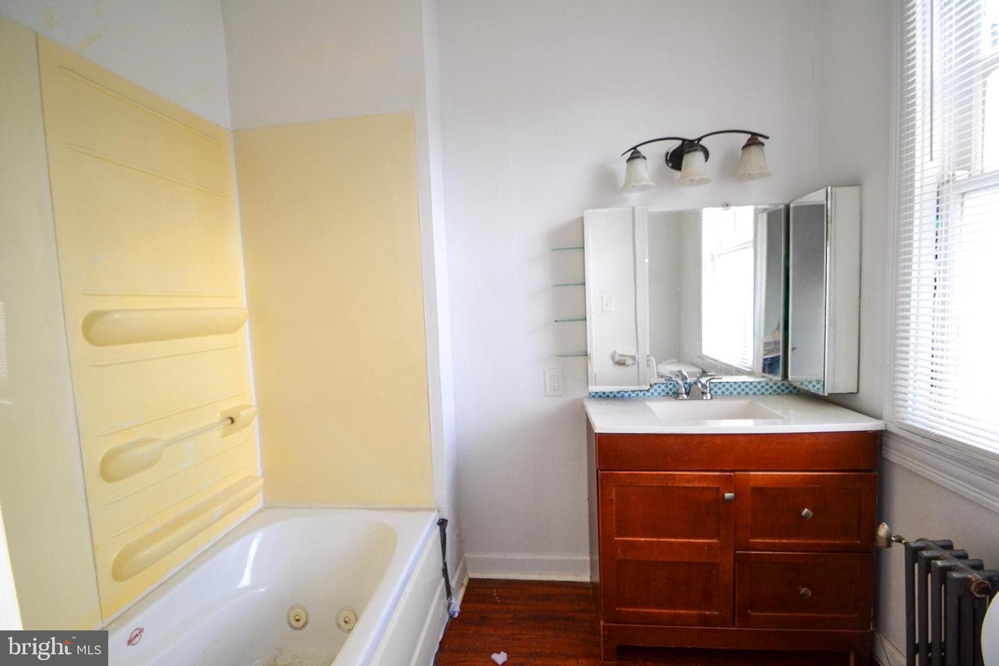 3731 Nortonia Road photo 10