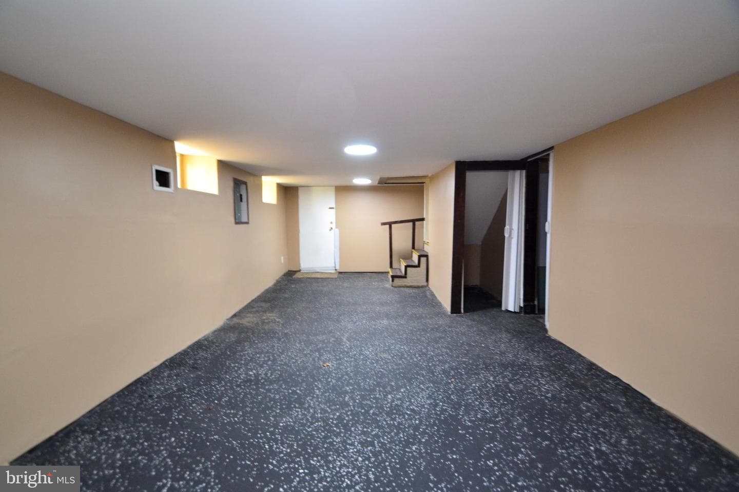 3731 Nortonia Road photo 18