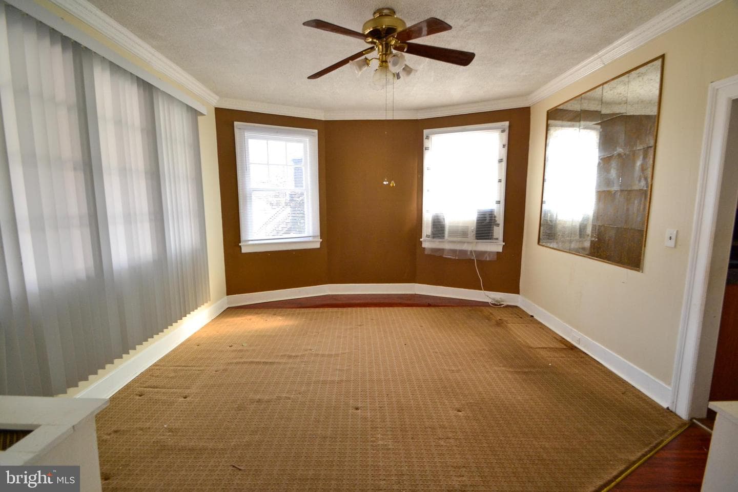 3731 Nortonia Road photo 6
