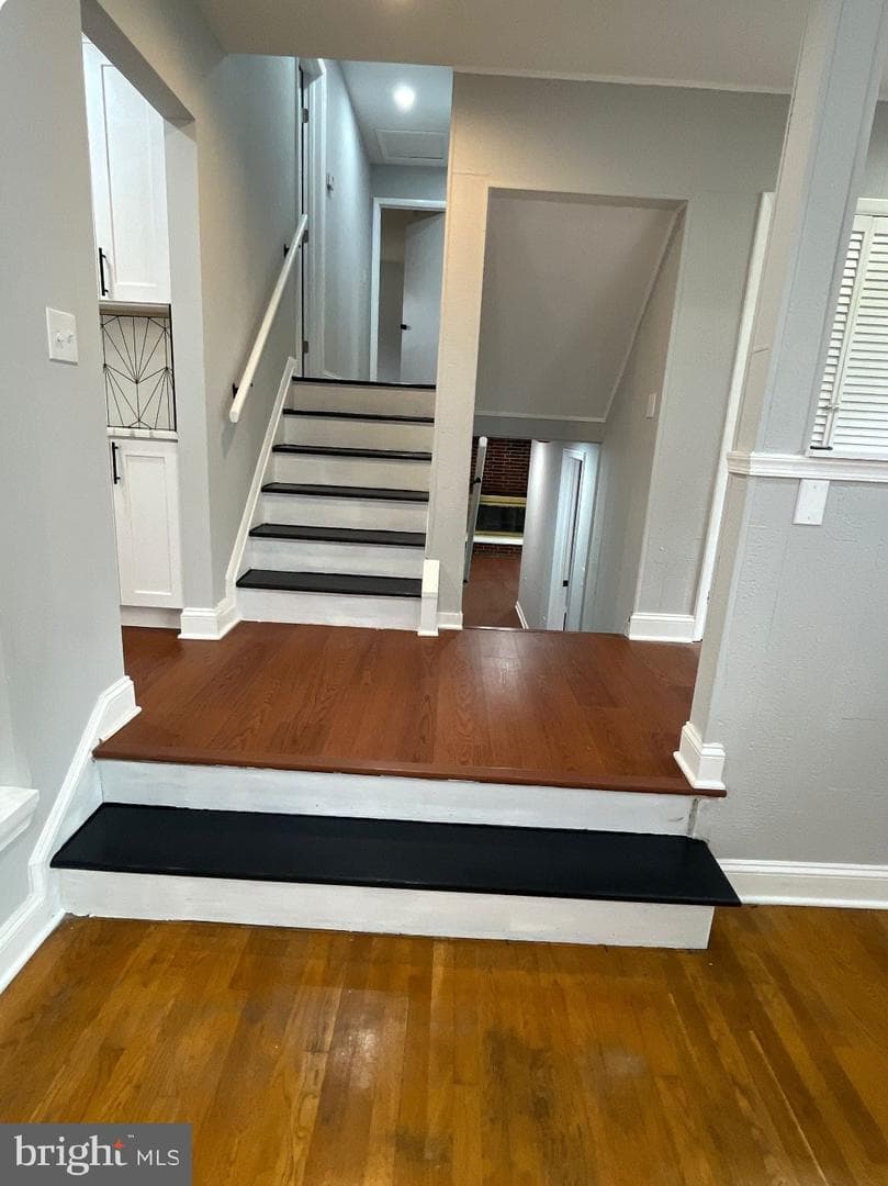 2813 Gwynnview Road photo 4