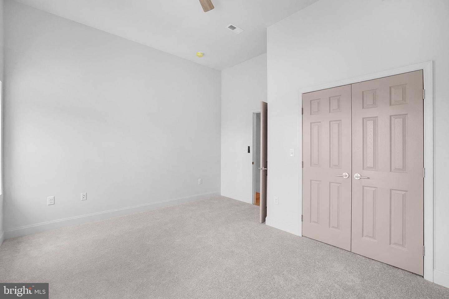 327 N Gilmor Street photo 42
