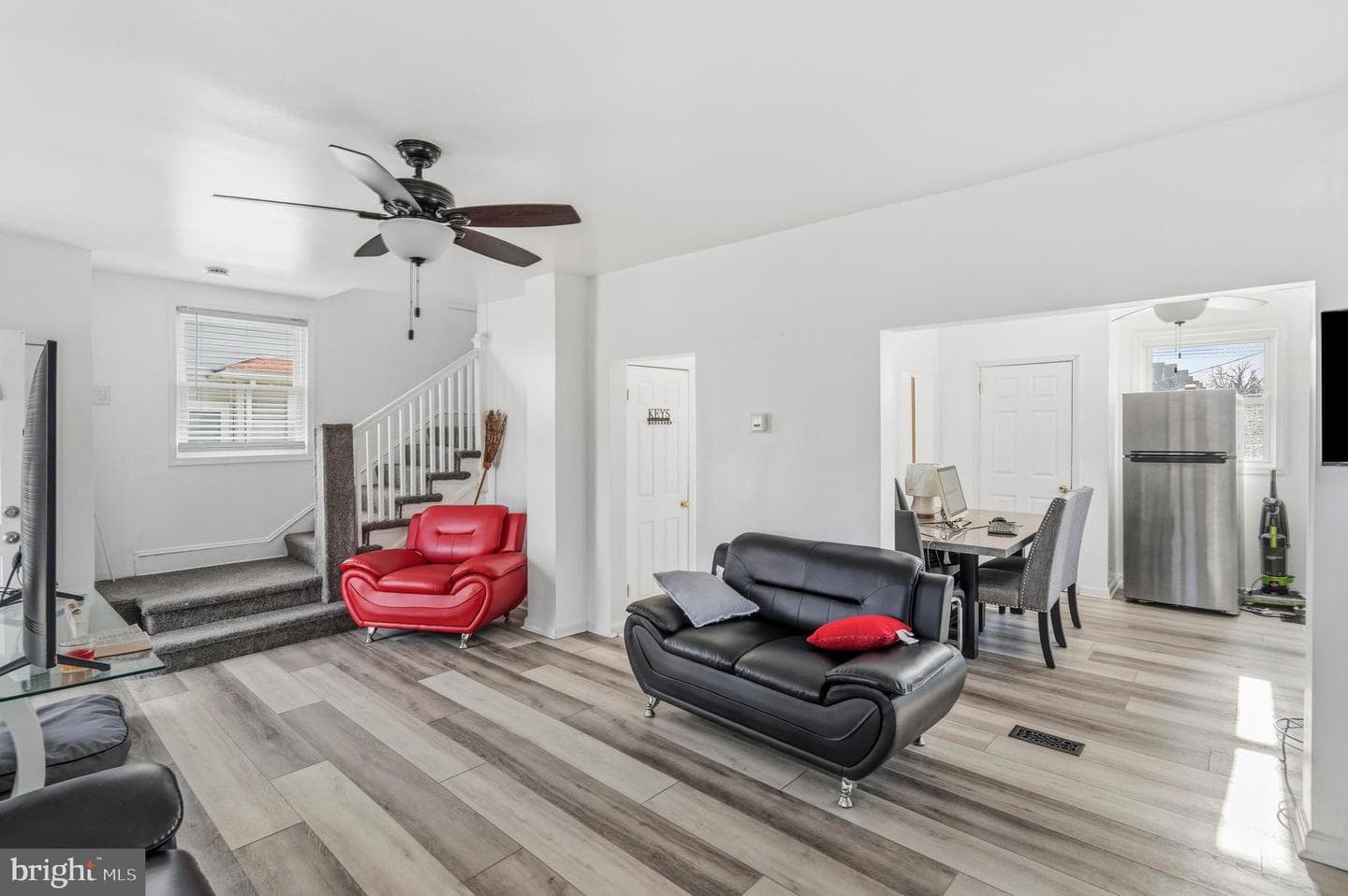 1101 Woodbourne Avenue photo 6