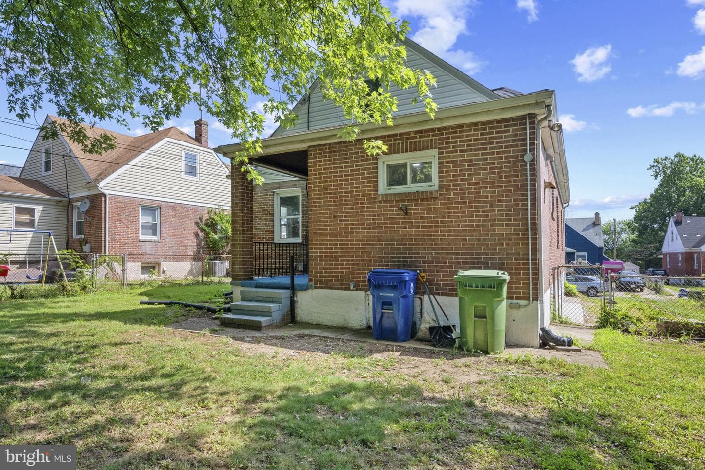 4911 Lasalle Avenue photo 60
