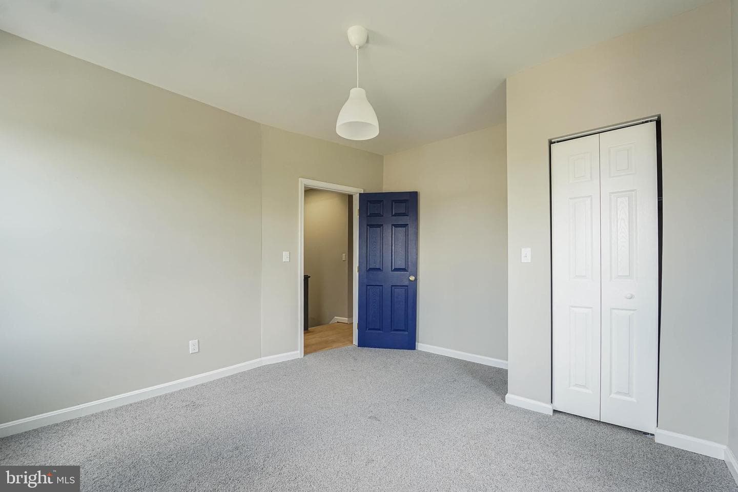 2829 Baker Street photo 20
