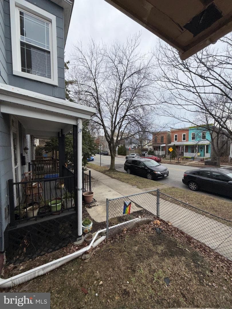 3113 Barclay Street photo 3