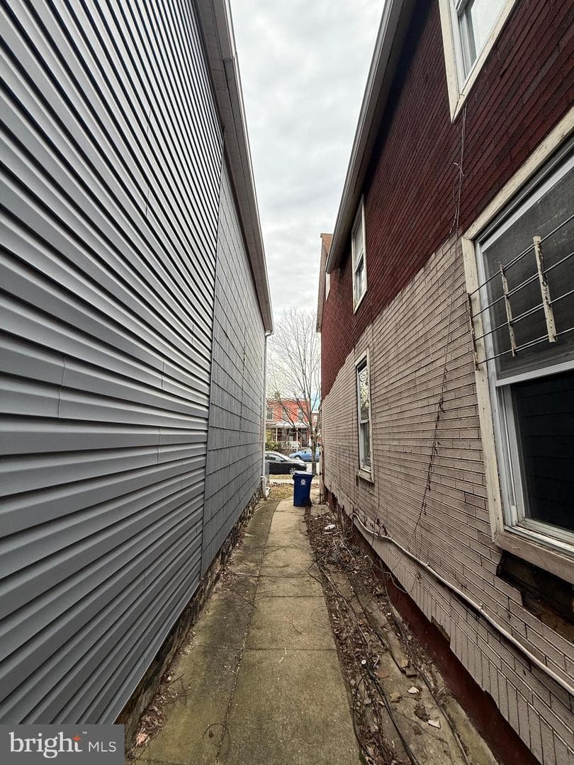 3113 Barclay Street photo 5
