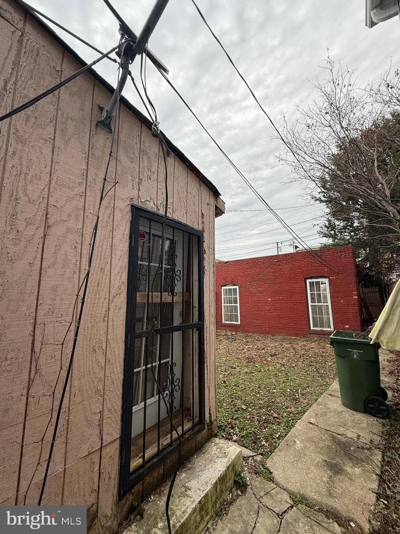 3113 Barclay Street photo 6