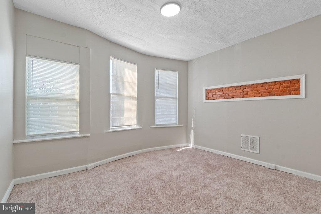 29 N Bentalou Street photo 19