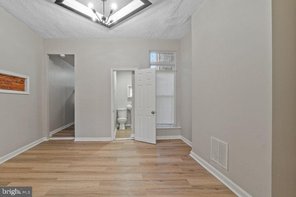 29 N Bentalou Street photo 9