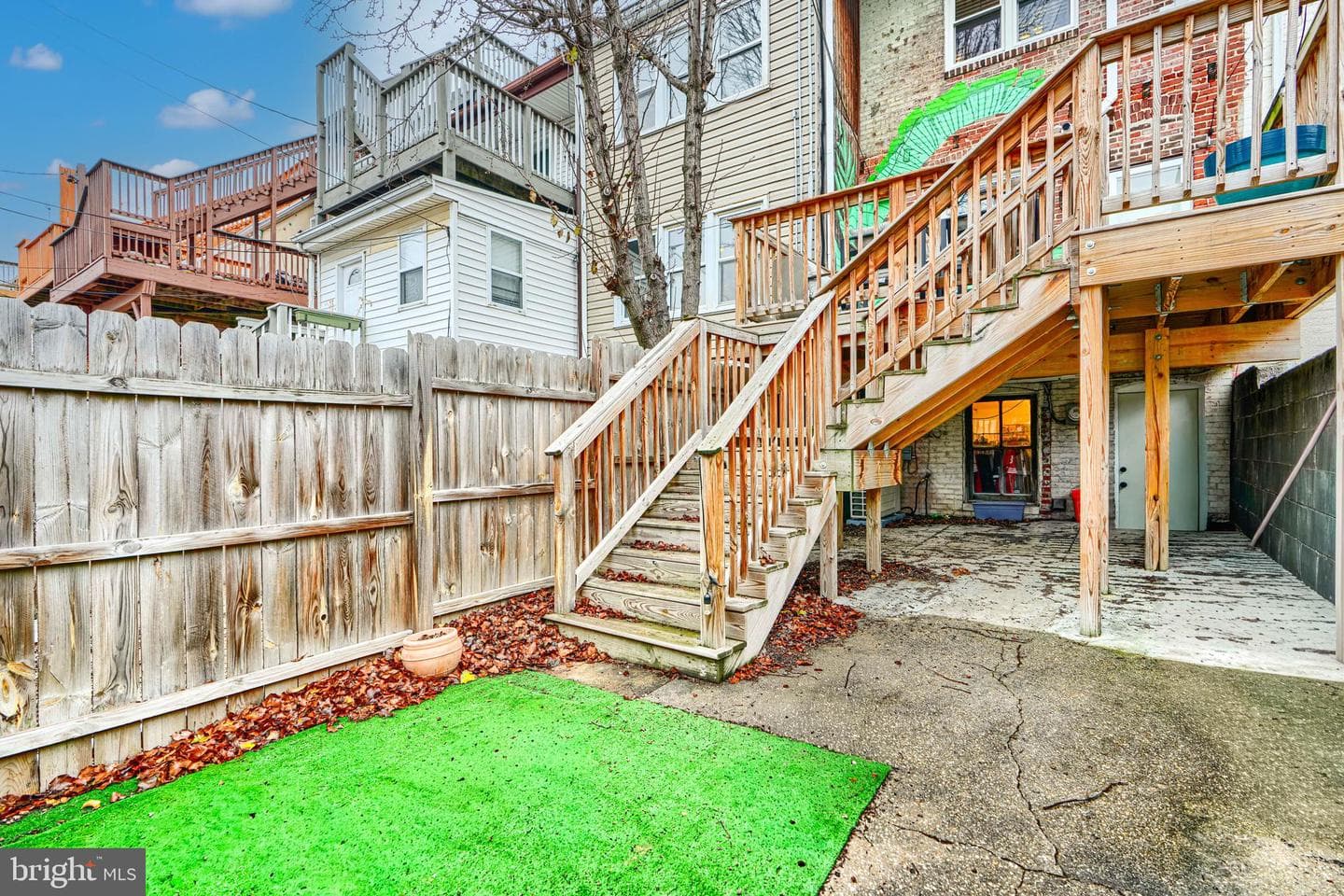 610 S East Avenue photo 42
