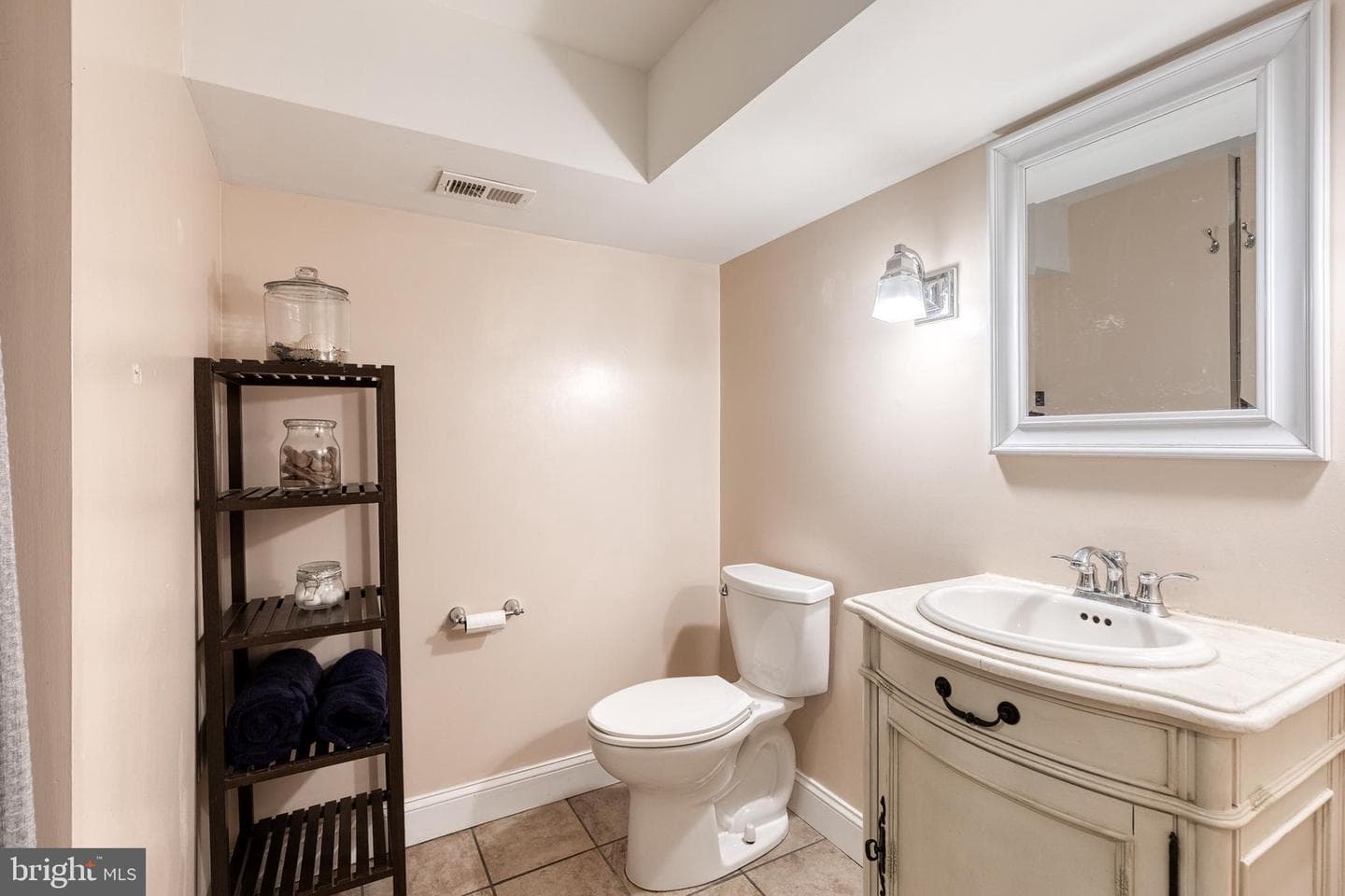 1205 Roland Heights Avenue photo 25