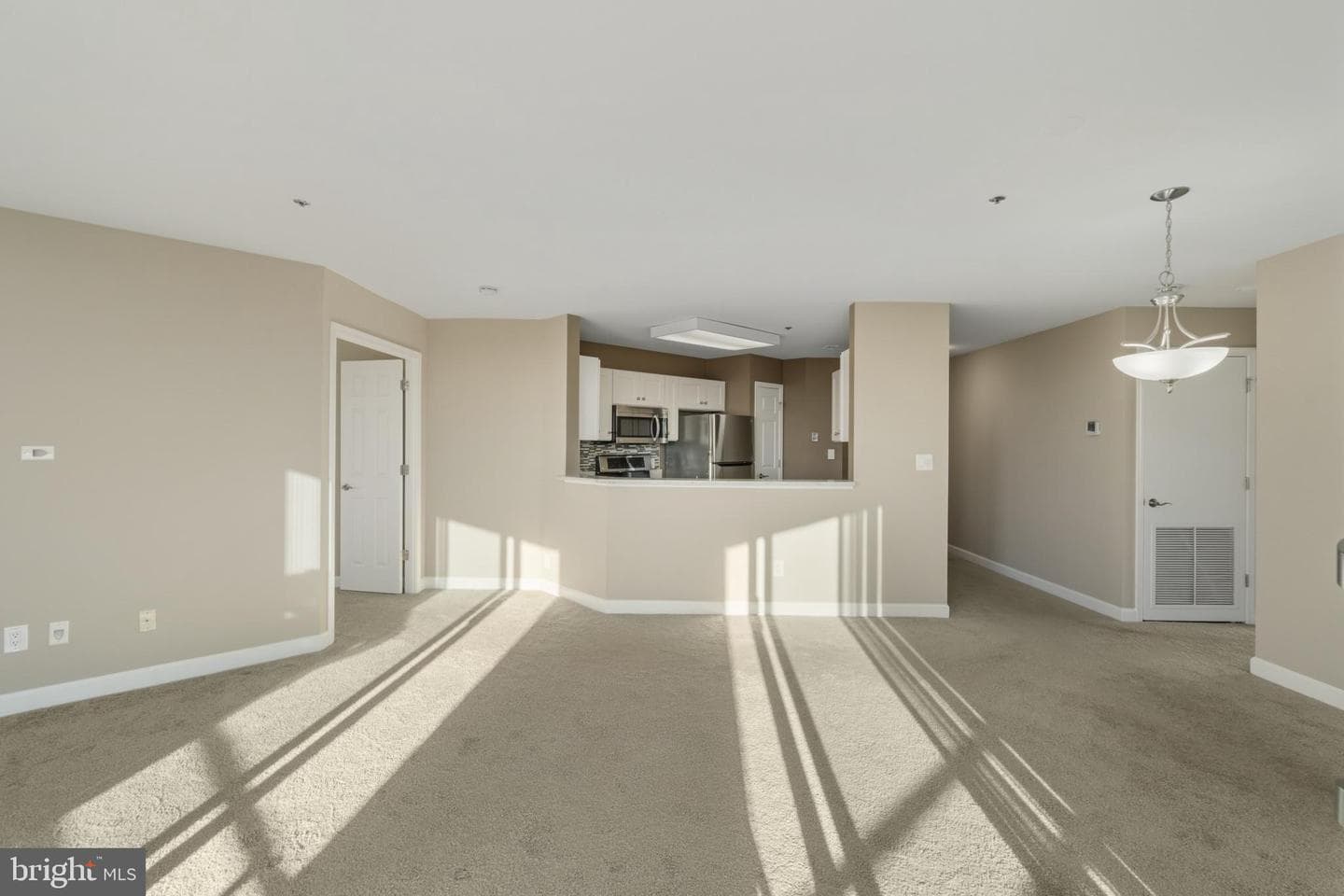 100 Harborview Drive #814 photo 10