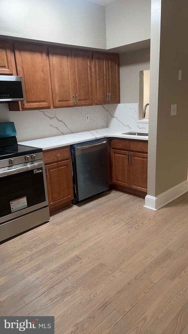 1503 W Fairmount Avenue photo 3