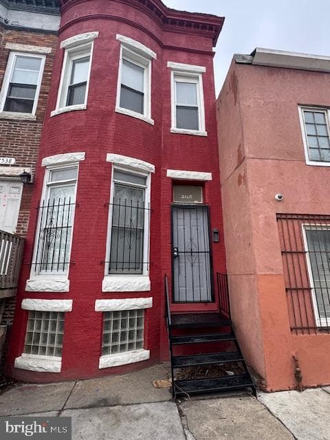 2540 Greenmount Avenue photo 22