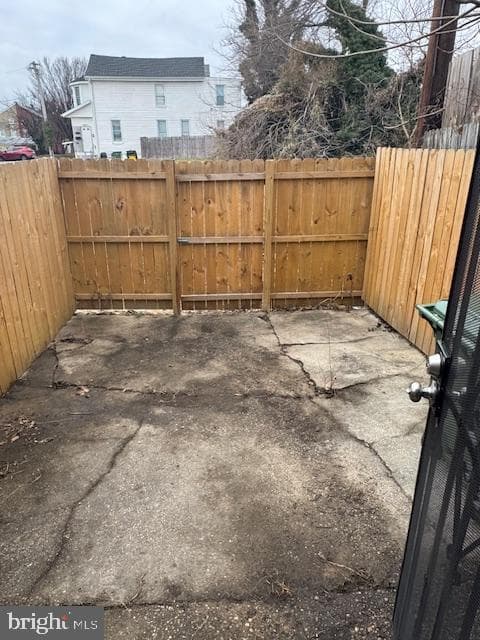 2540 Greenmount Avenue photo 24