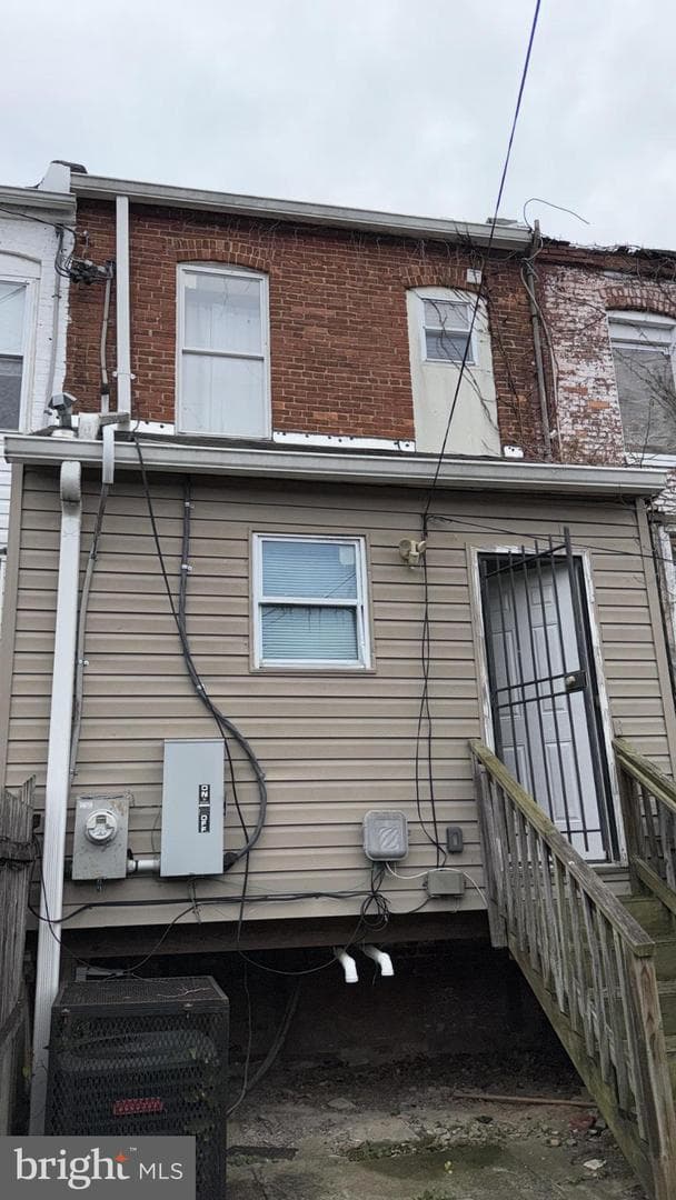 2586 W Fayette Street photo 7