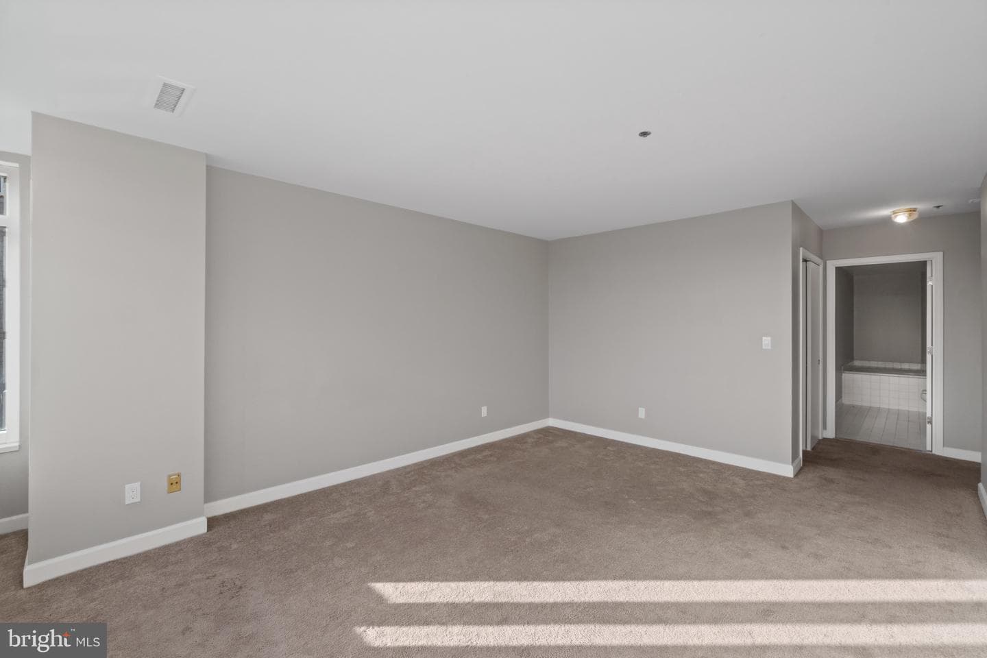 100 Harborview Drive #202 photo 26