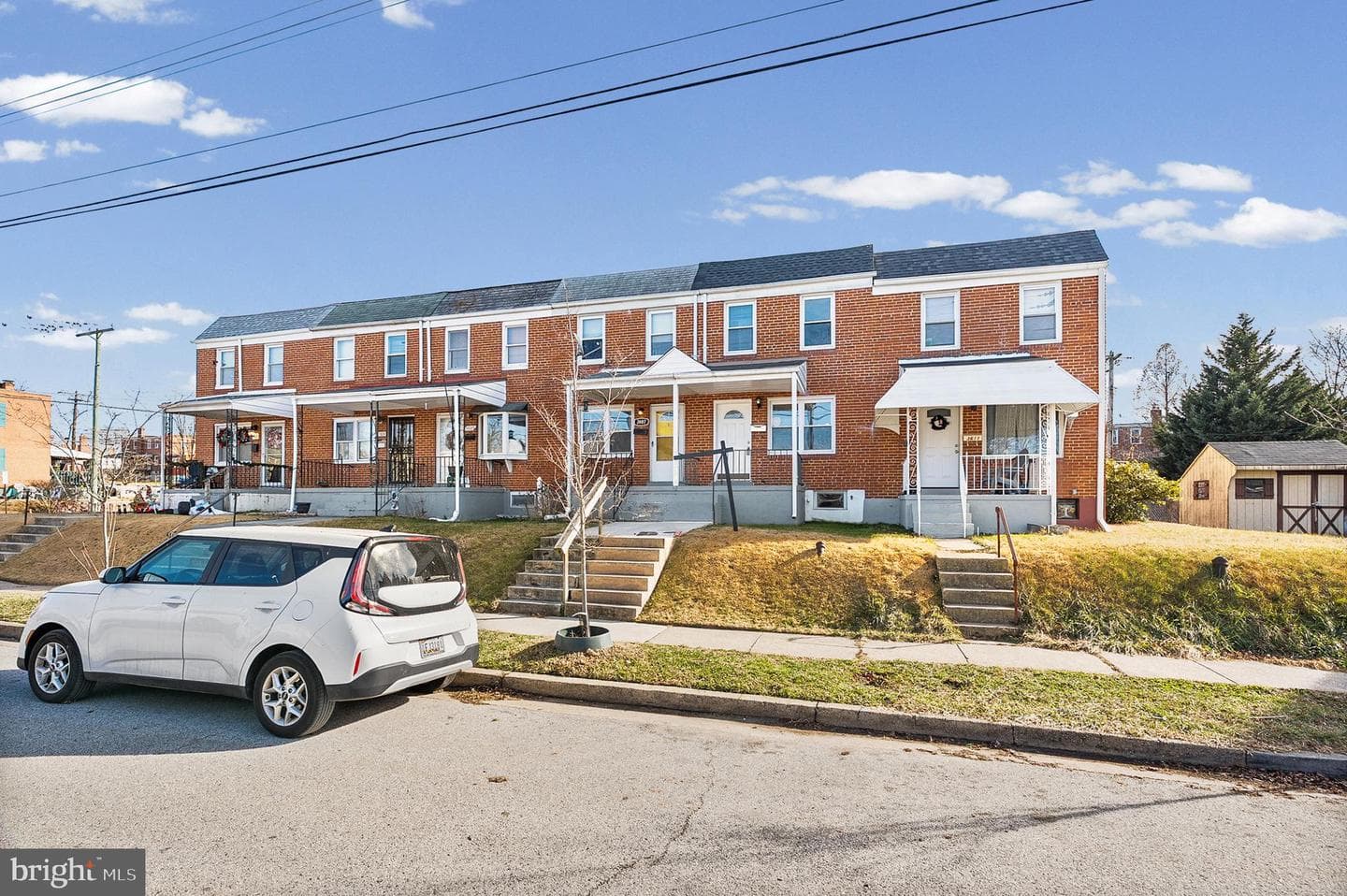 3609 Mactavish Avenue photo 2
