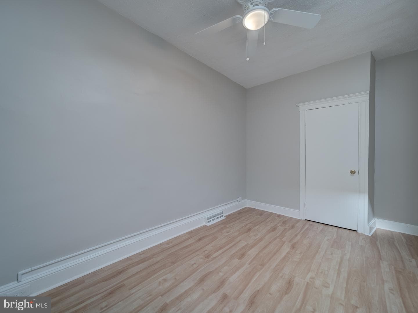 1716 Homestead Street photo 20