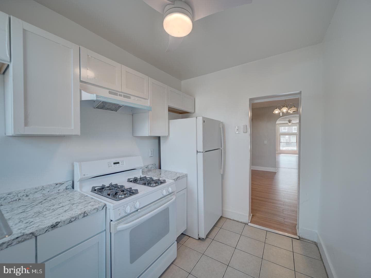1716 Homestead Street photo 36