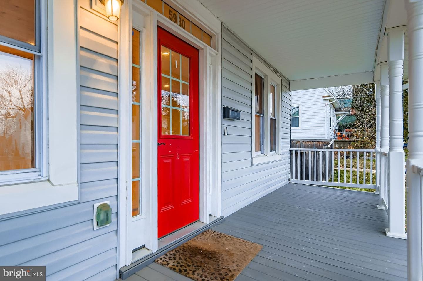 5930 Glenoak Avenue photo 4