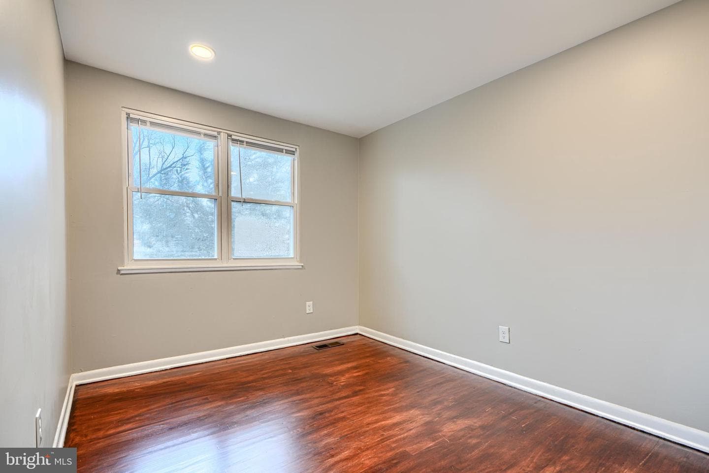3320 Orlando Avenue photo 11