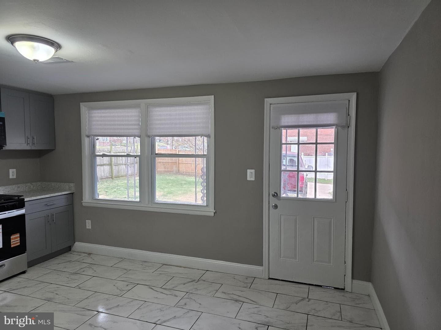 2628 Northshire Drive photo 6