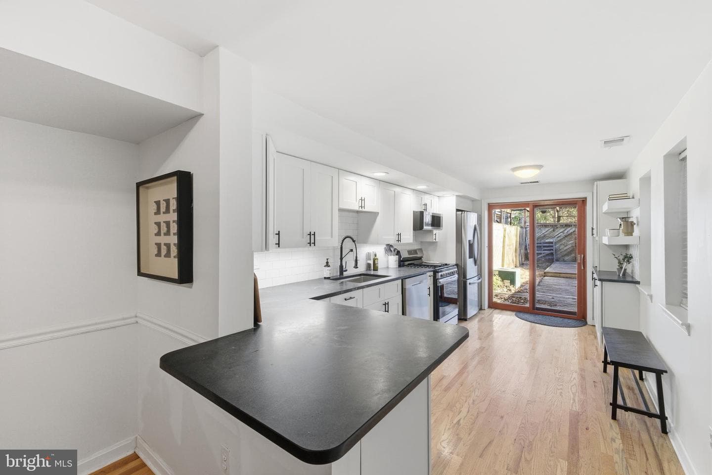 235 S Washington Street photo 13