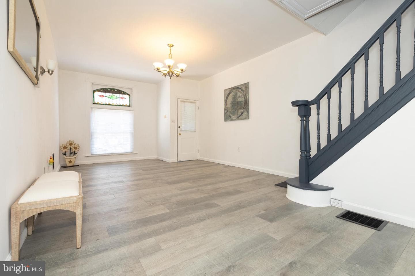 518 S Kenwood Avenue S photo 8