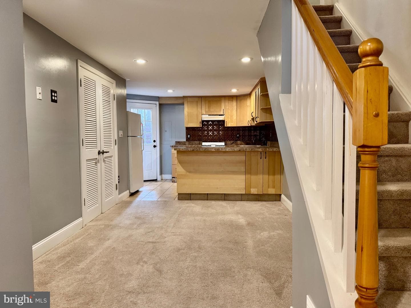 3811 Hudson Street photo 16