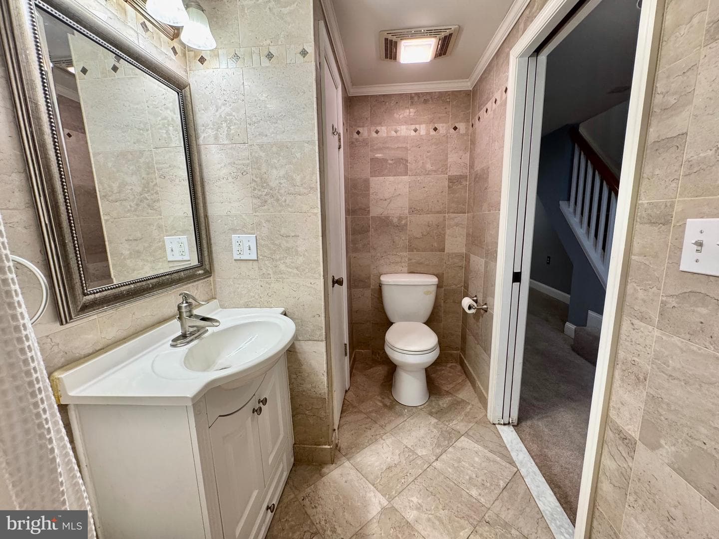 3811 Hudson Street photo 21