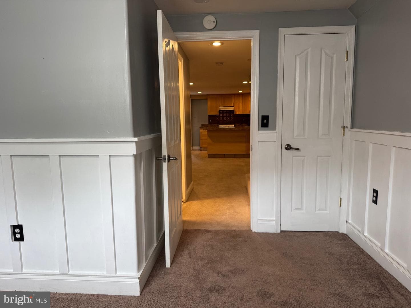 3811 Hudson Street photo 23