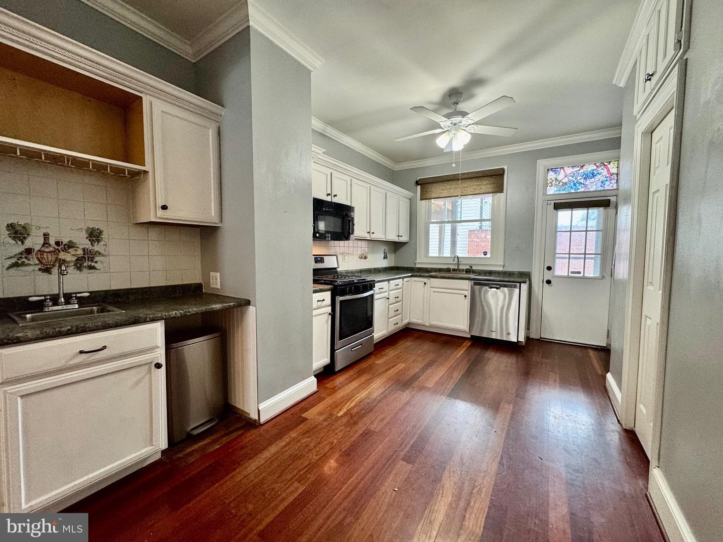 3811 Hudson Street photo 25