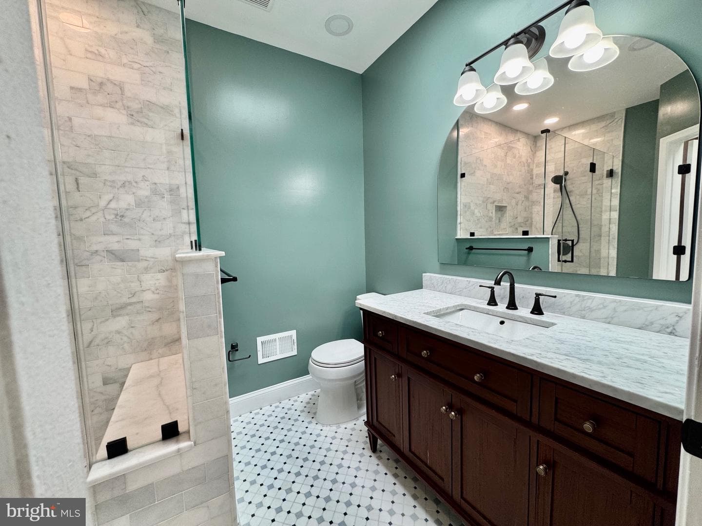3811 Hudson Street photo 30