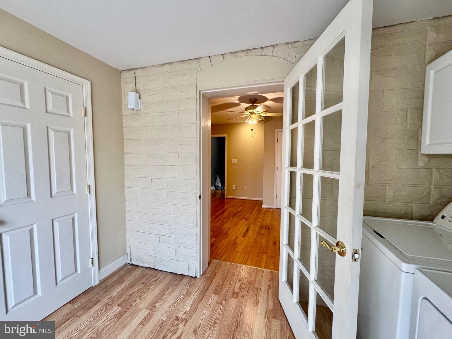 3811 Hudson Street photo 35