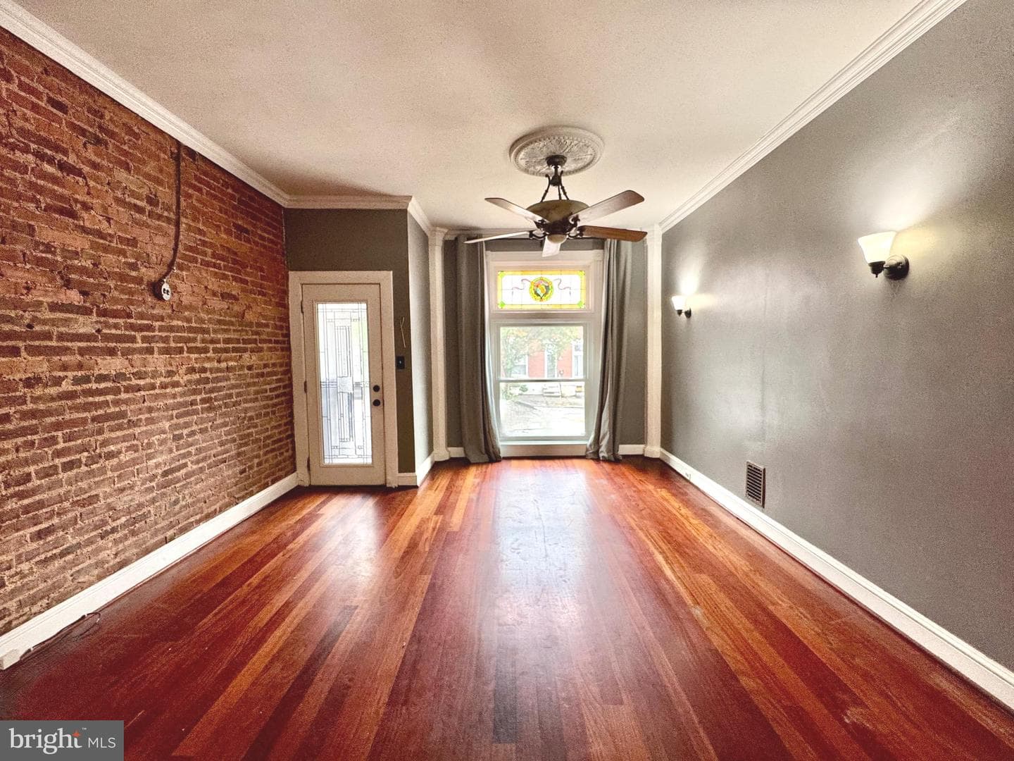 3811 Hudson Street photo 8